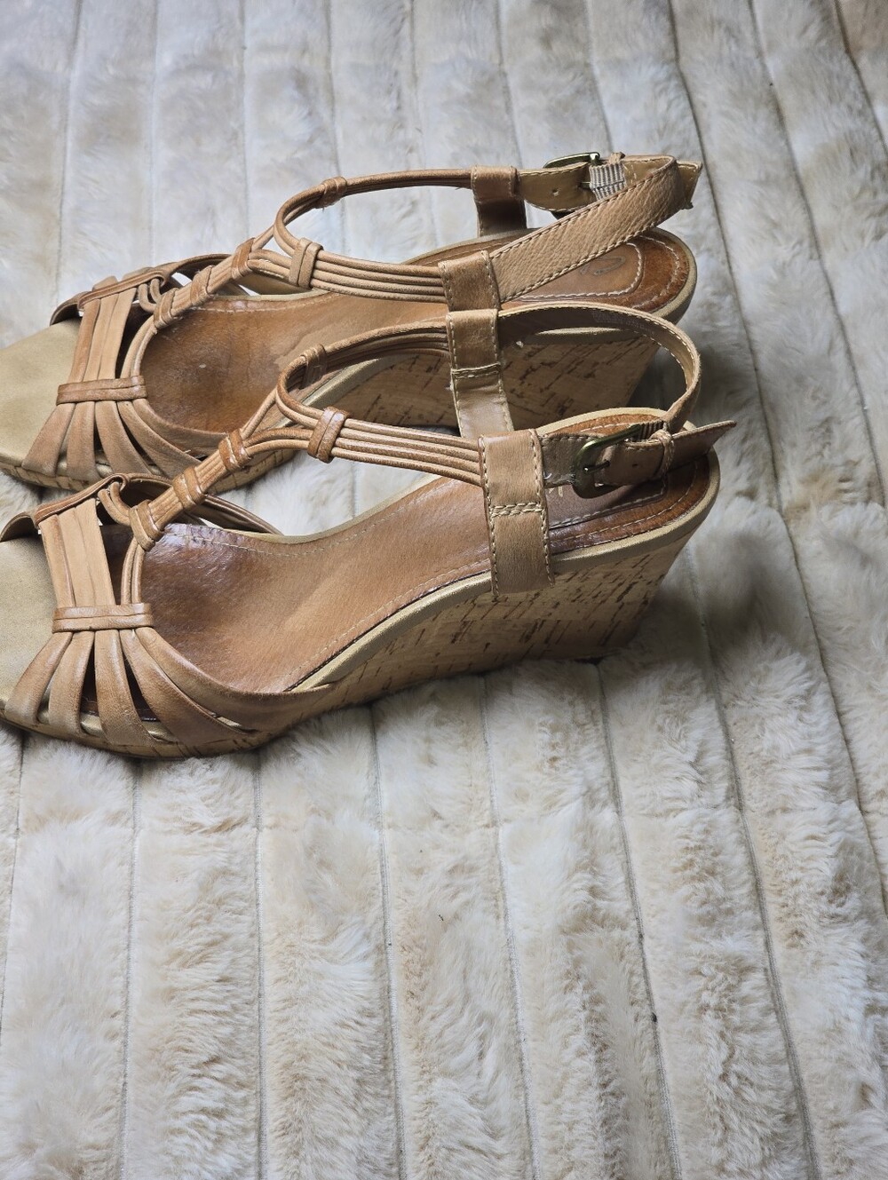 Vintage Clarks Premium Leather Cork Wedge Sandals Tan T-Strap Size 8 - Picture 7 of 12